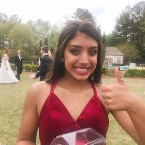 Meet your Posher, Shelly